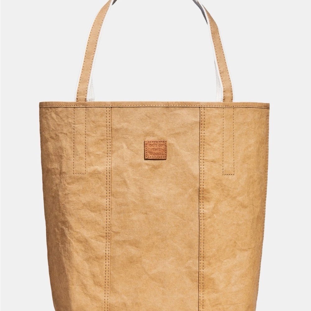 OUT OF THE WOODS Iconic Shopper Sahara color Tote. - Picture 3 of 9